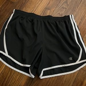 size medium champion shorts